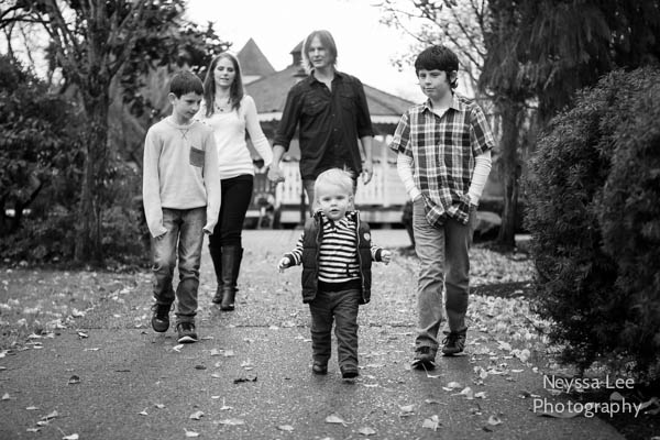 A Family that Gets it, Snoqualmie Family Photographer