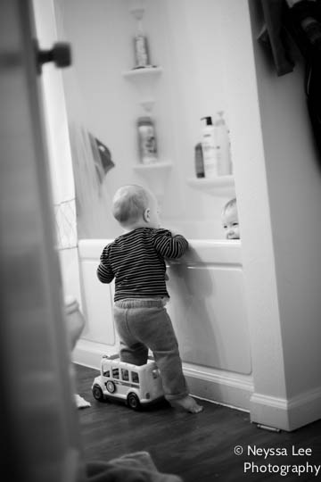 bathtub photo moments, snoqualmie family photographer, 