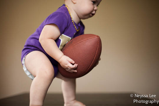 Football photo tips, baby girl with football