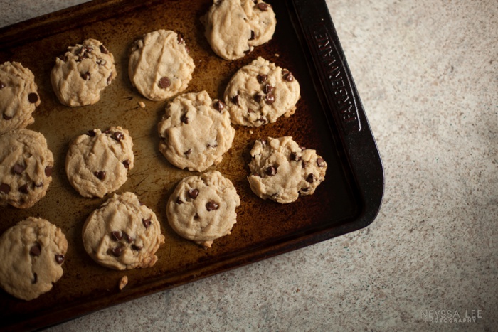 vegan chocolate chip cookies, photography, kids eating cookies