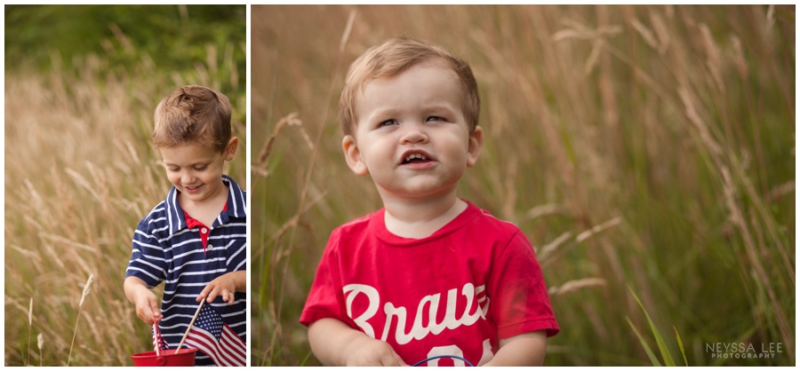 happy birthday America, 4th of July photos, kids in field, sibling photos