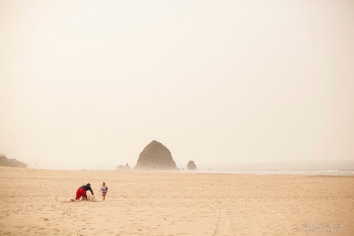 FREE, Canon Beach, Father and Daugther 