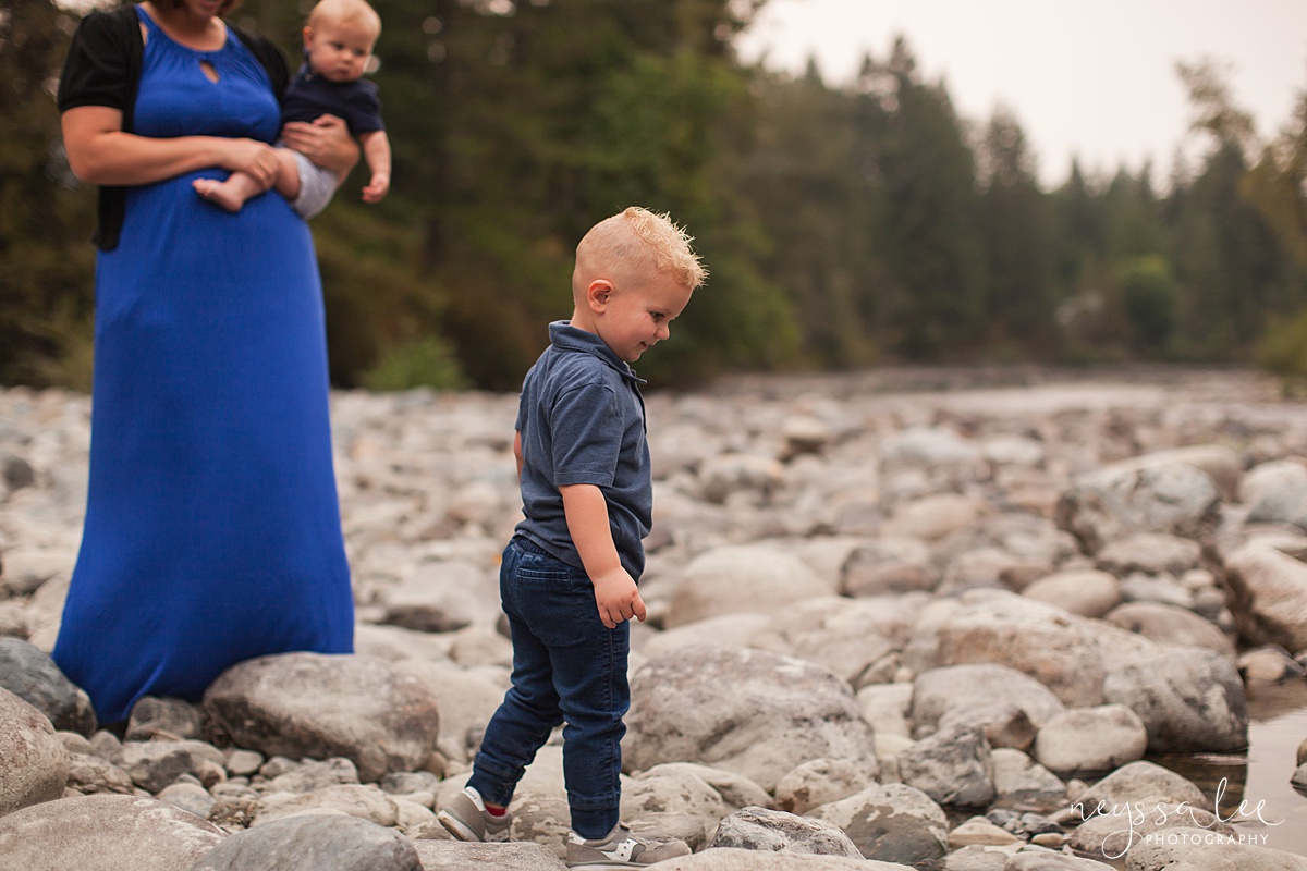 Snoqualmie family photographer, Neyssa Lee Photography, toddler only wants to play during photos, Toddler boy at the river