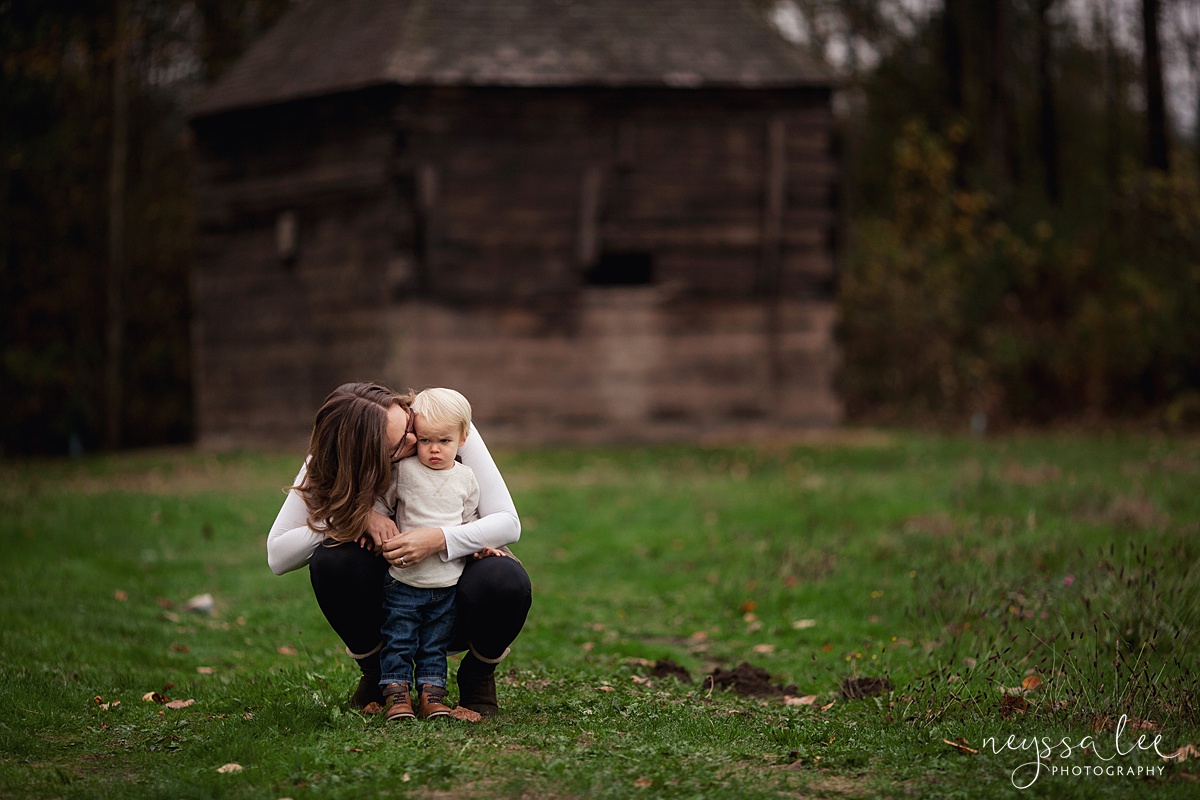 Neyssa Lee Photography, Snoqualmie Family Photographer, Fall Family Photos, Mother and son quiet moment