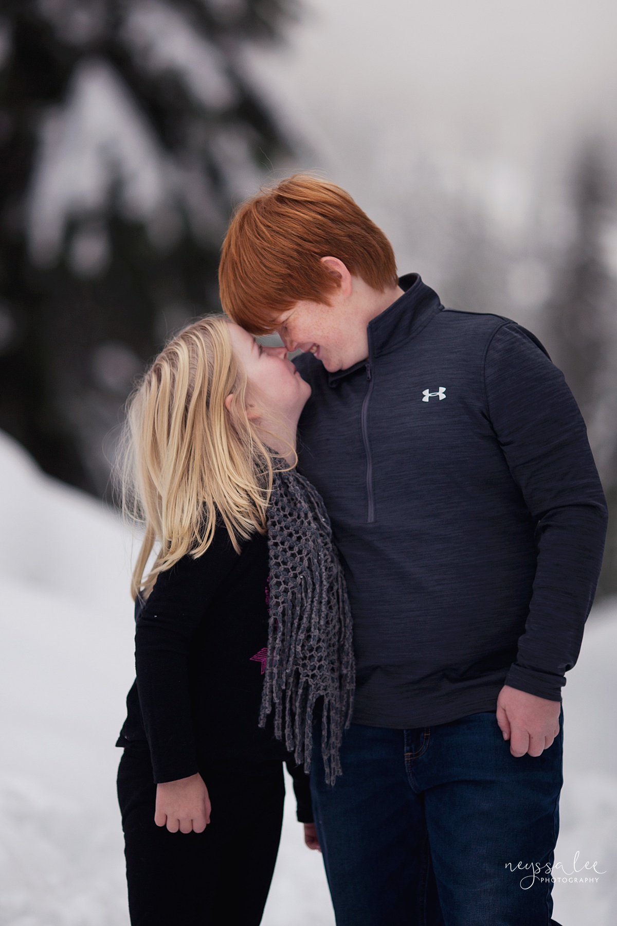 Neyssa Lee Photography, Snoqualmie Family Photographer, Family photos in the snow, Brother and Sister