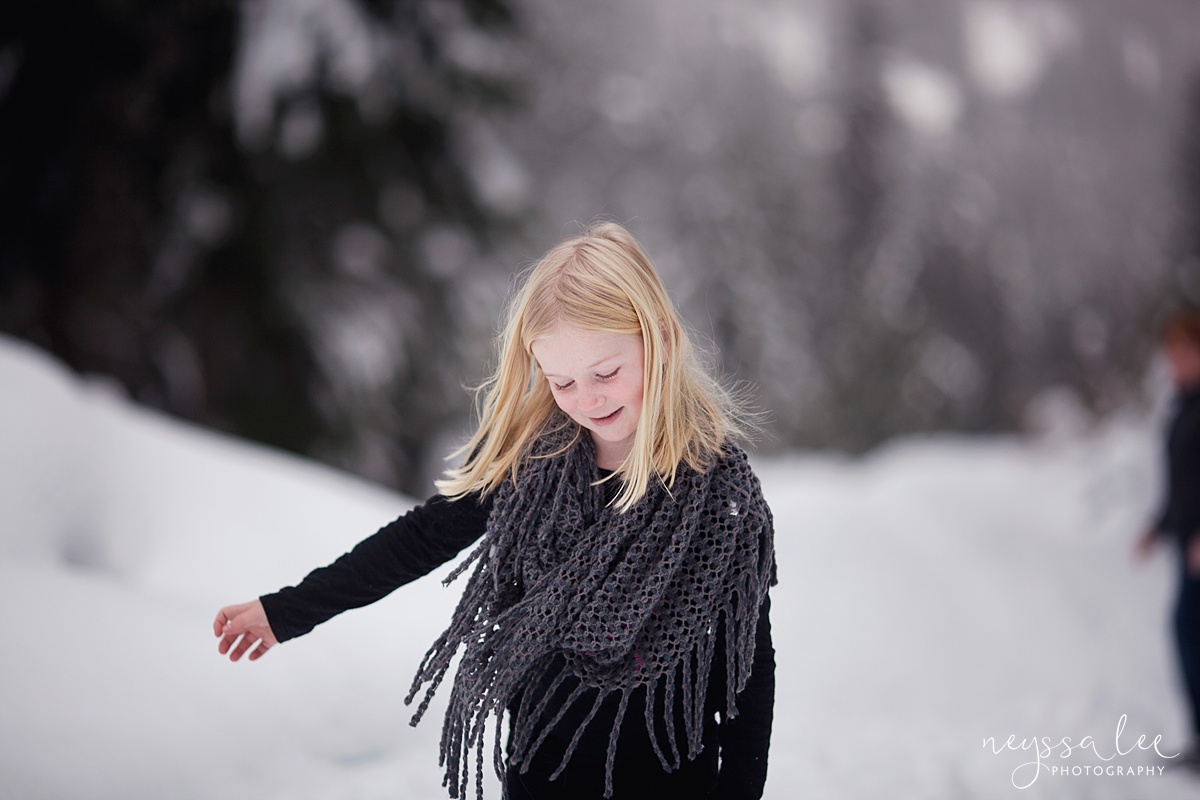 Neyssa Lee Photography, Snoqualmie Family Photographer, Family photos in the snow, Girl in the snow