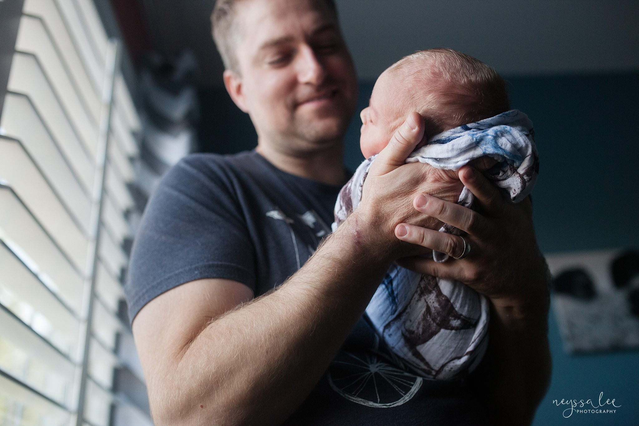 Snoqualmie Newborn Photographer, Neyssa Lee Photography, Newborn boy with dad