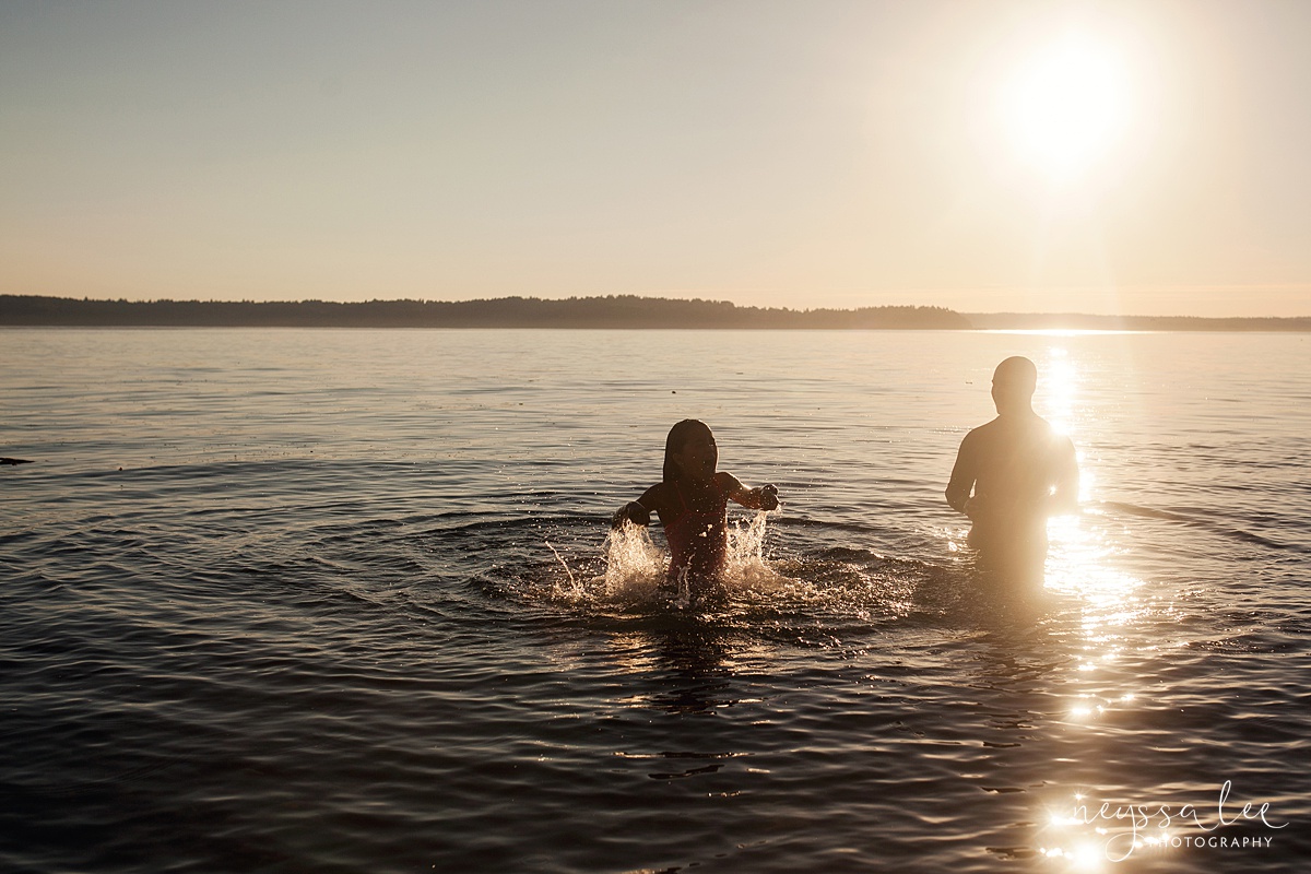 Neyssa Lee Photography, Seattle Family Photography, Family photos in the woods, family photos by the water, silhouette of father and daughter in water
