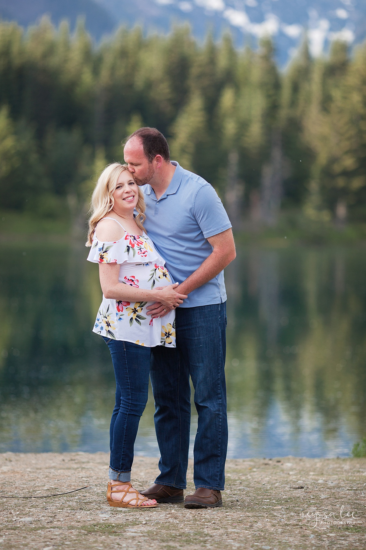 Maternity Photos in the Mountains, Gold Creek Pond, Neyssa Lee Photography, Snoqualmie Family Photographer, mom and dad
