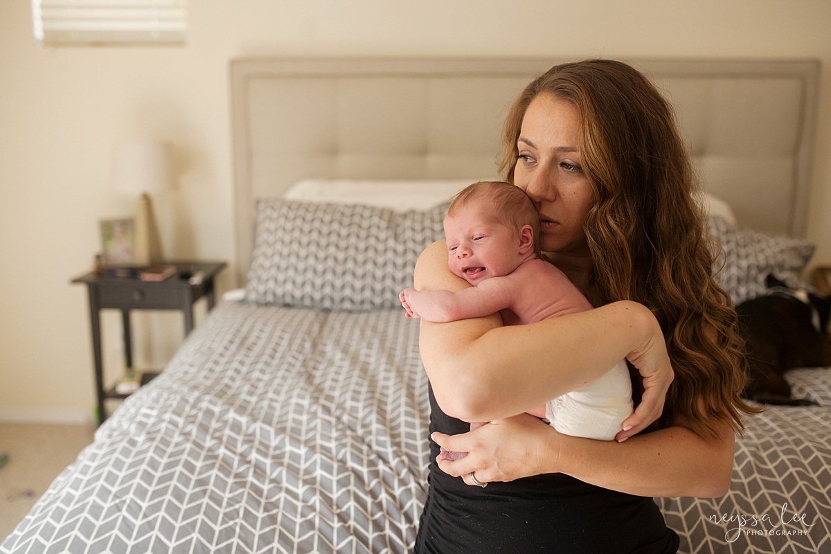 Snoqualmie newborn photographer, Neyssa Lee Photography, Seattle Newborn Photography, mom with baby girl