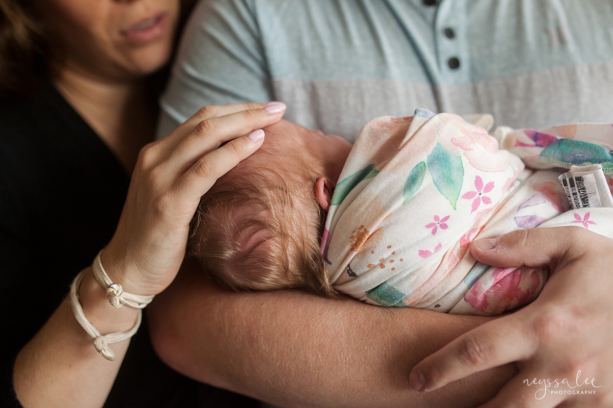 Snoqualmie newborn photographer, Neyssa Lee Photography, Seattle Newborn Photography, moms hand on baby head