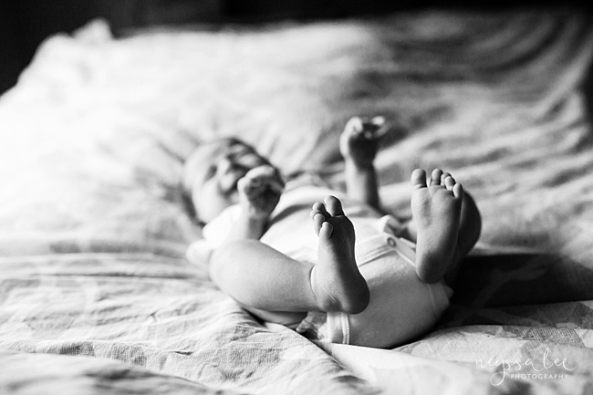 Seattle Newborn Photography, Neyssa Lee Photography, Snoqualmie photographer, lifestyle newborn toes