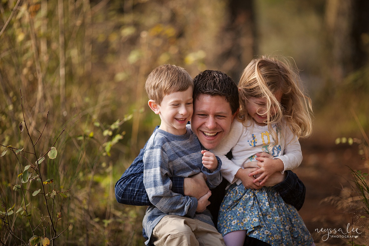 Neyssa Lee Photography, lifestyle family photography, Seattle Family Photographer, Photo of dad with his kids