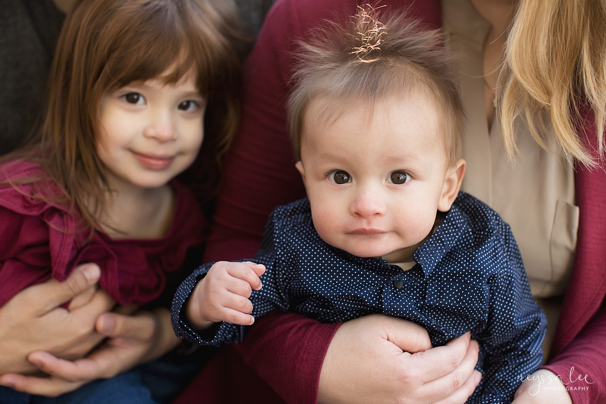 Uncooperative Kids During Family Photos, Neyssa Lee Photography, Seattle Family Photographer, Issaquah Photography, Photo of baby brother and big sister in parents arms