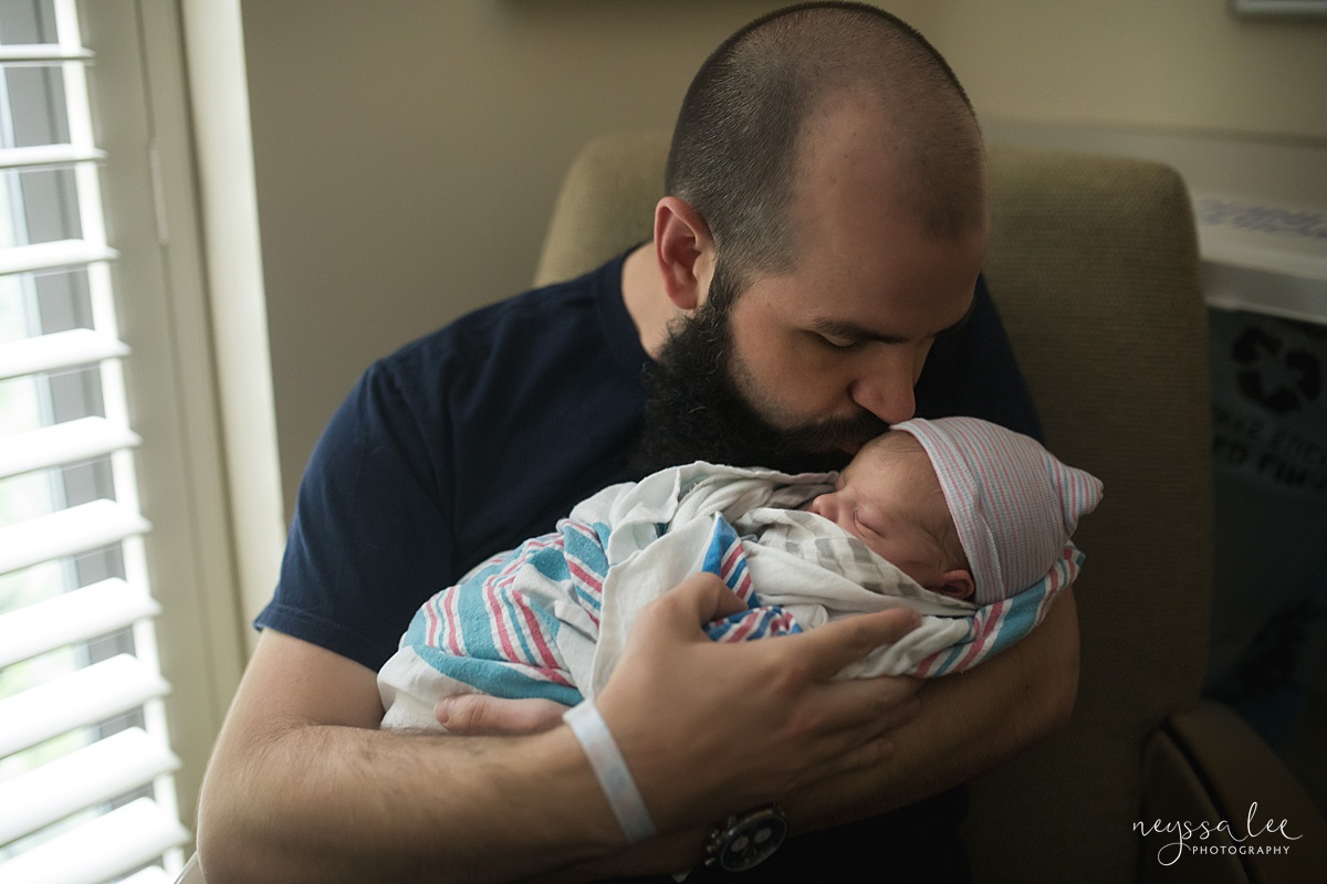 Neyssa Lee Photography, Issaquah Fresh 48 Photographer, Issaquah Newborn Photographer, What is the difference between Fresh 48 and Newborn Session, Photo of dad with newborn baby in hospital