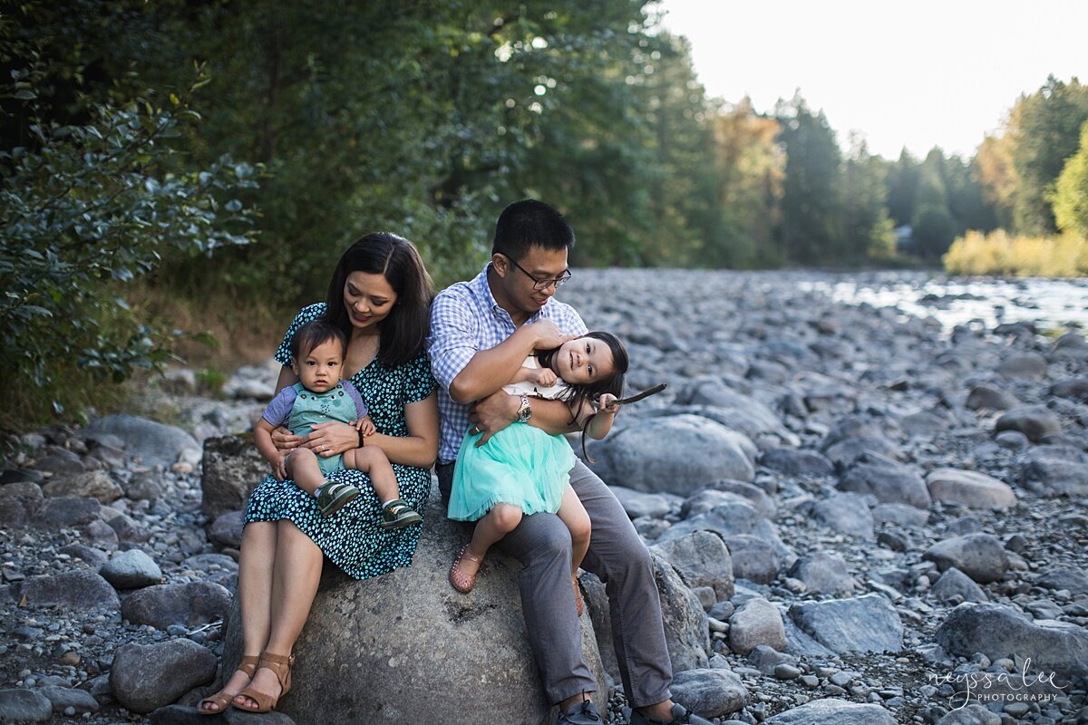 Mini Sessions why or why not, Issaquah Family Photographer, North Bend, Neyssa Lee Photography, Photo of family of four by the river