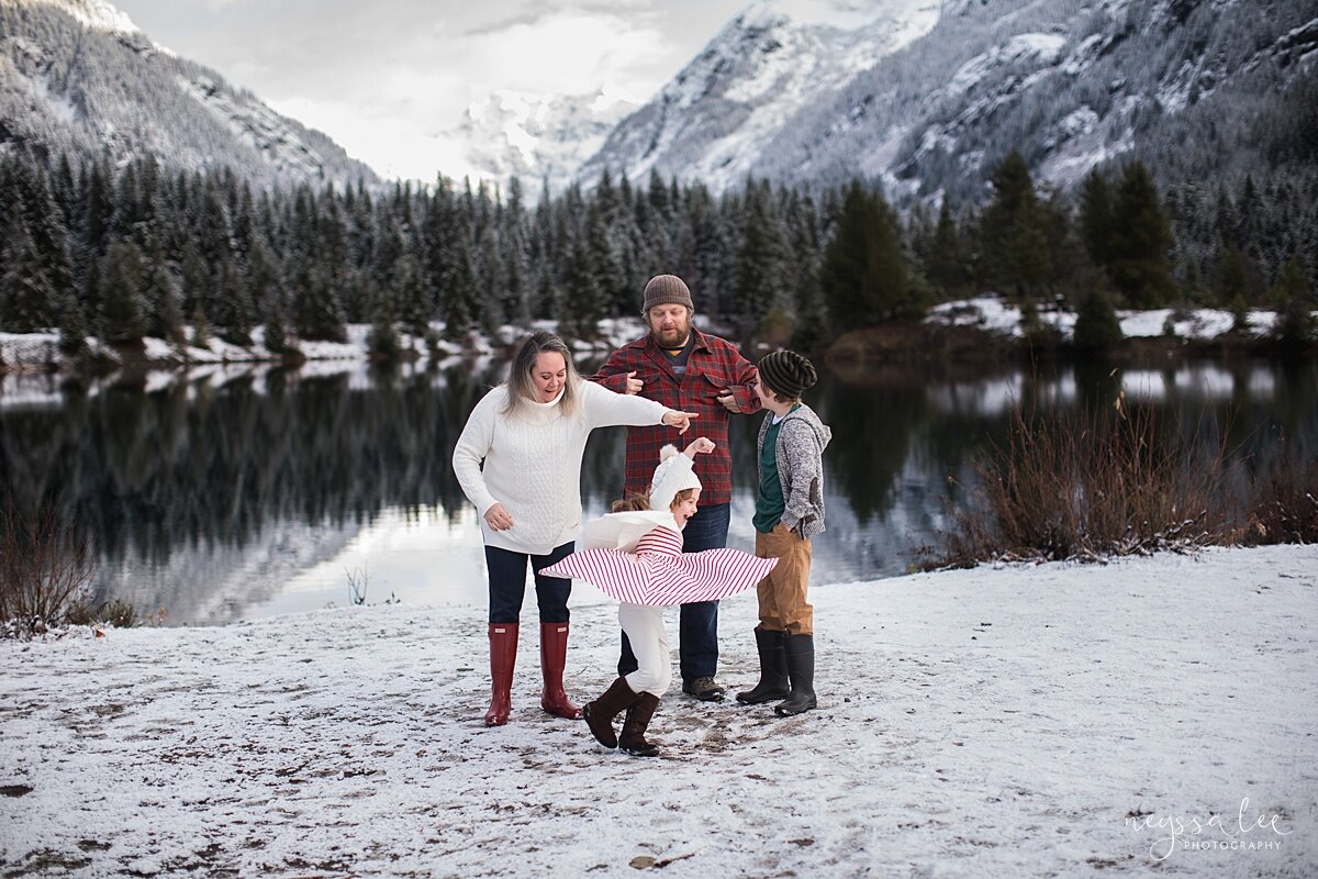 Tips for Magical Family Photos in the Snow, Seattle Family Photographer, Neyssa Lee Photography,  Snow Photo Tips, Photo of Family Playing in the Snow