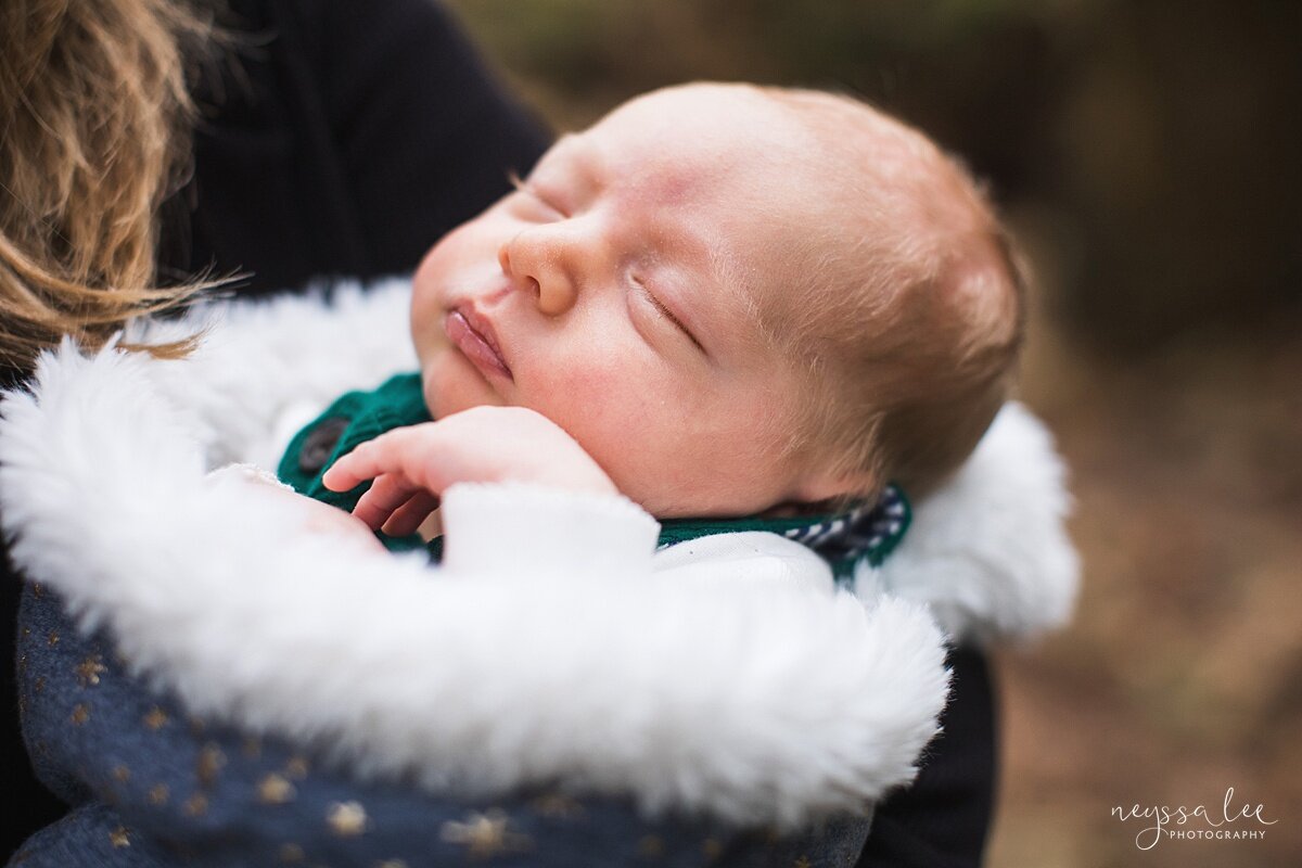 Newborn Photos for Your Fourth Child, Issaquah Newborn Photographer, Snoqualmie newborn photography, 