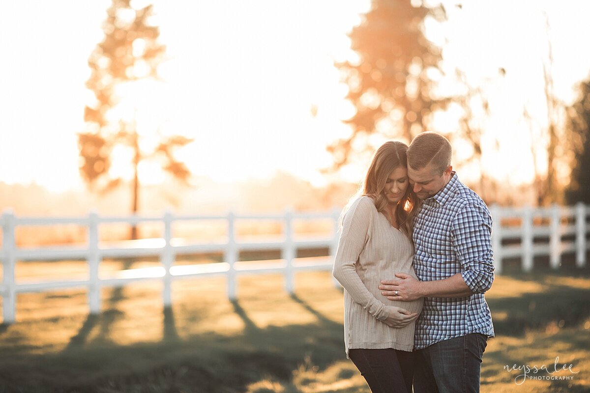 Benefits of Maternity Photos, Seattle Maternity Photographer, Neyssa Lee Photography,  Maternity Photo with a couple