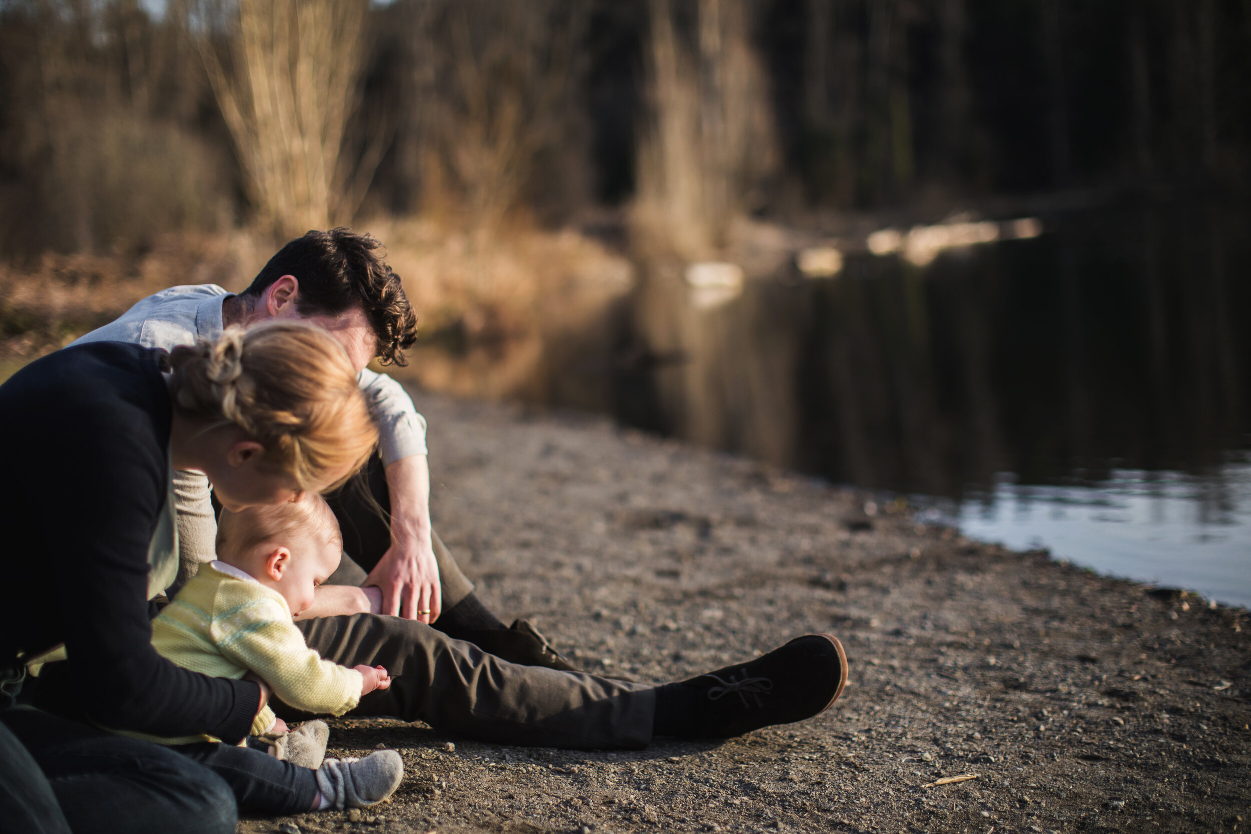 Full sun photo from a Seattle family outdoor photography session