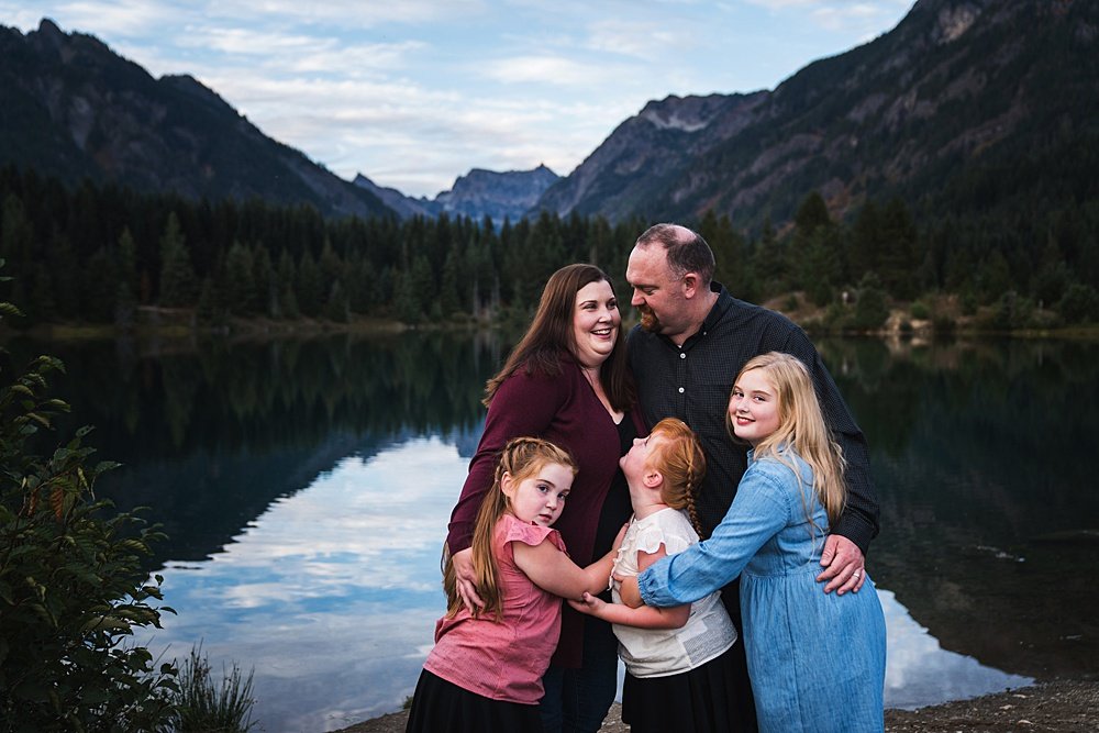Tips for the best family photos in the Snoqualmie Pass