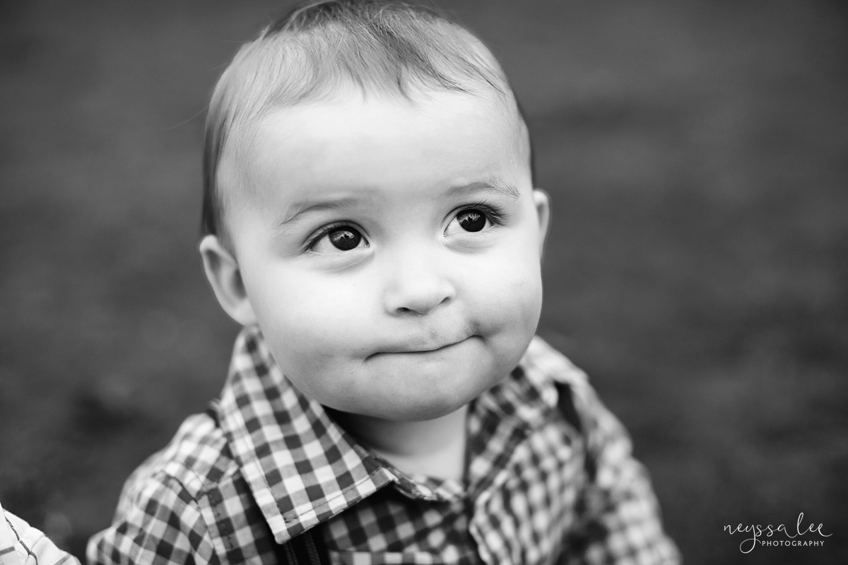 6 month old baby during milestone photo session in Issaquah, WA.