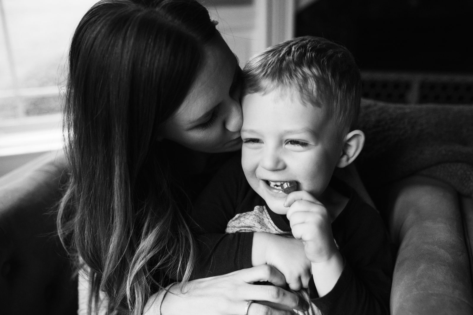 When Should You Take Newborn Photos? The Answer Will Surprise You!