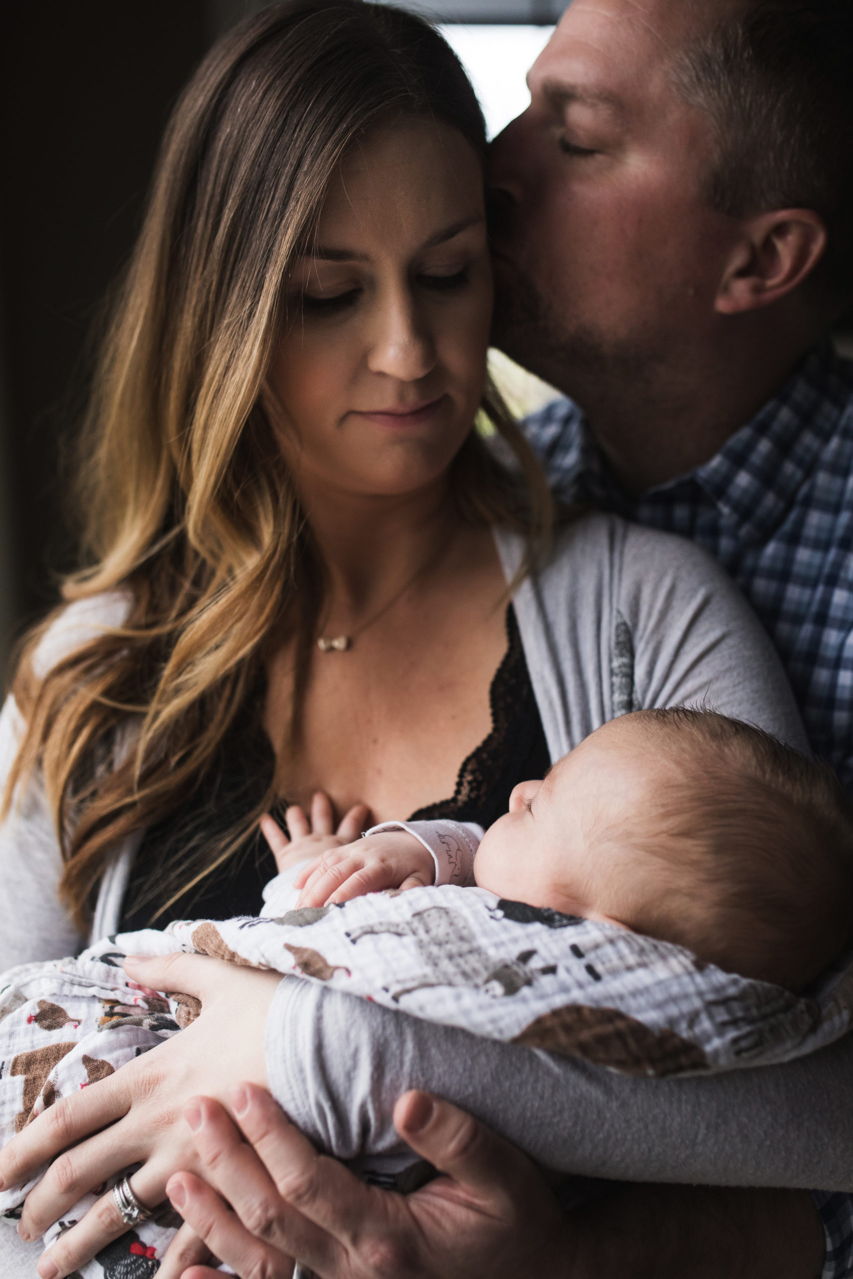 When Should You Take Newborn Photos? The Answer Will Surprise You!