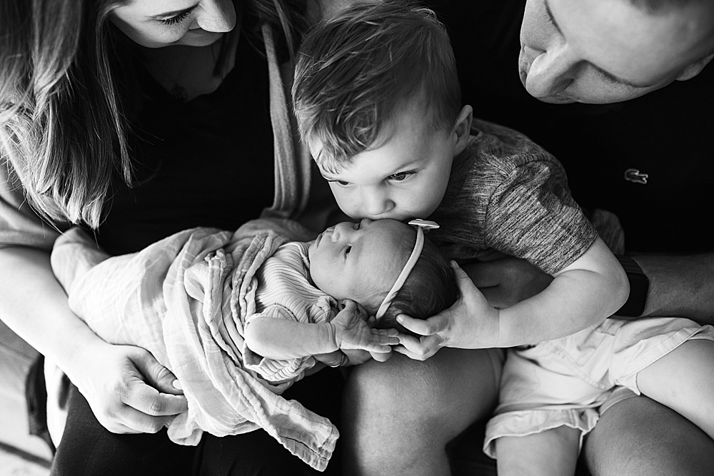 black and white newborn photos, 