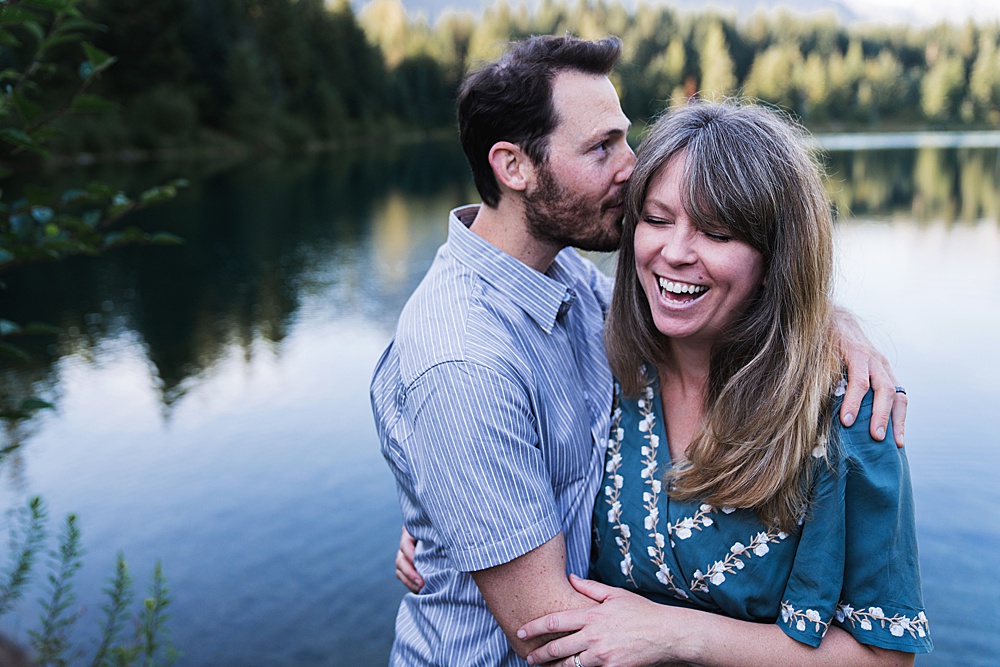 Picture day tips for Husband and wife at Gold Creek Pond