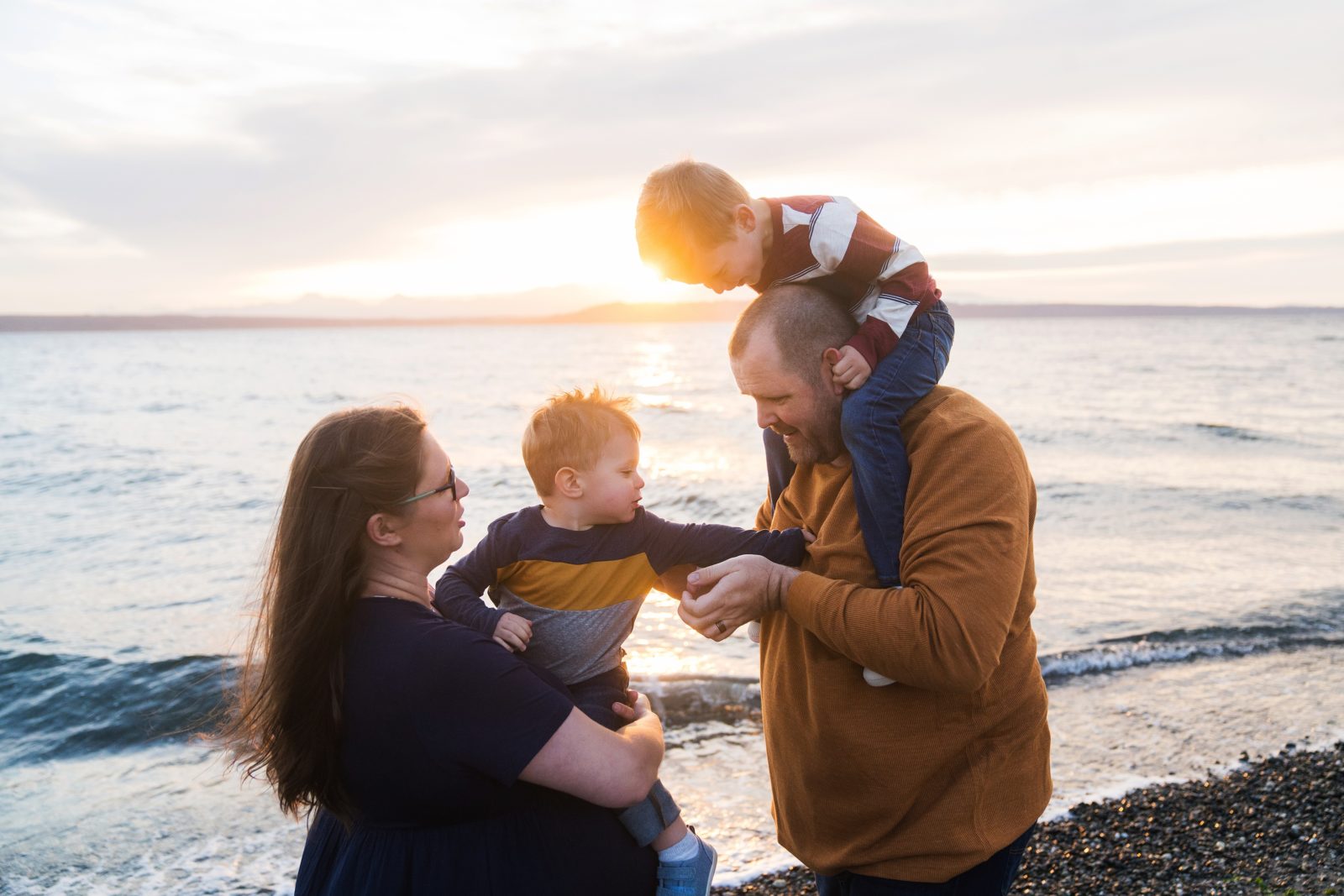 Marina Beach Park for Maternity Photos in Edmonds