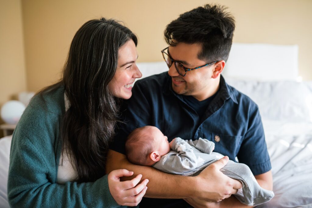 Seattle Family with newborn baby prepares home for connected photos 