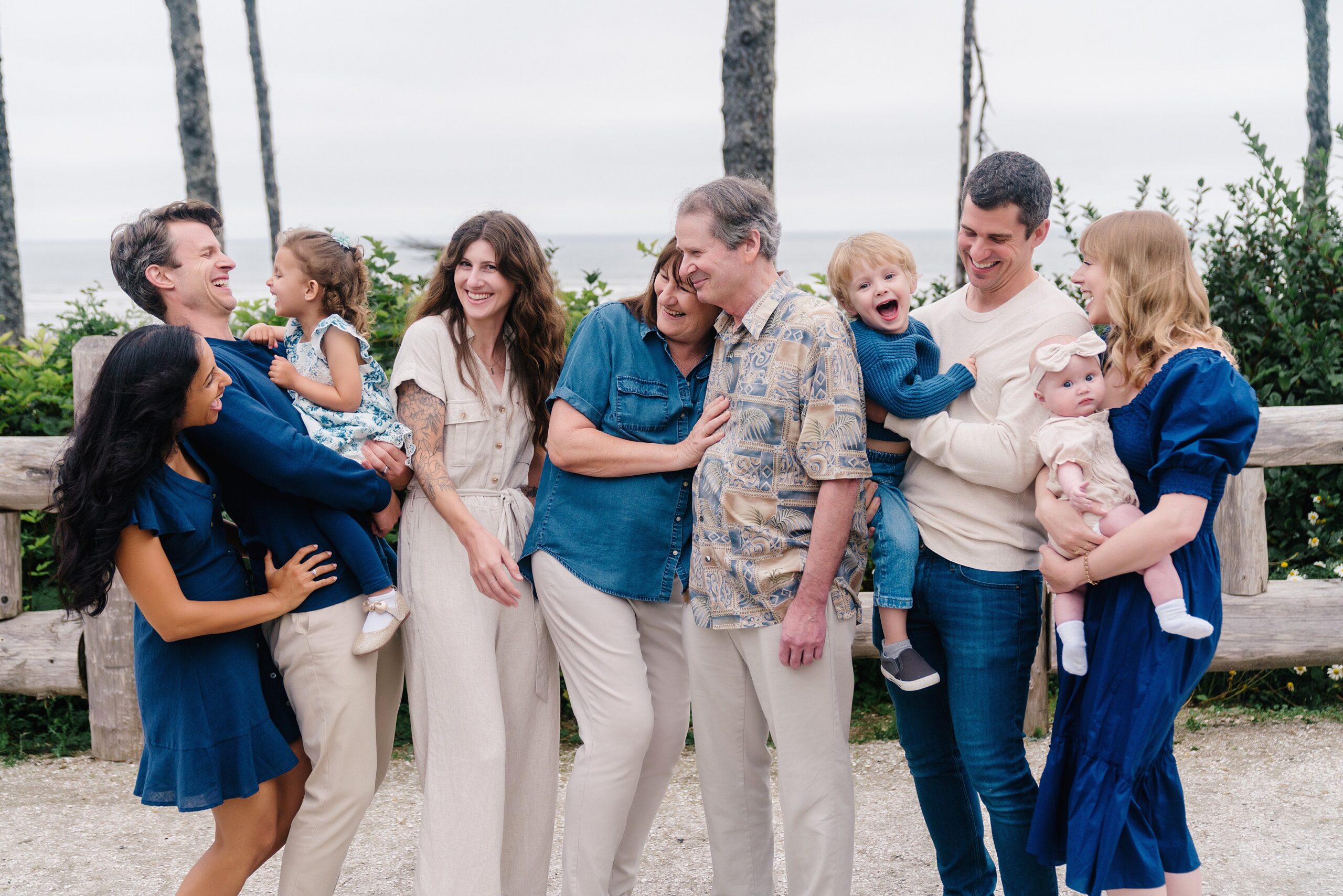 extended family photos in Seabrook, WA