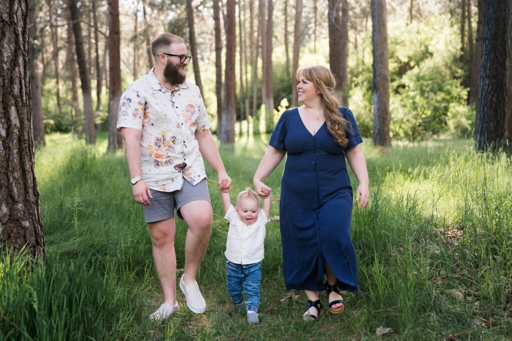 Relaxed and playful family photo as tips for dads for Seattle family portrait sessions