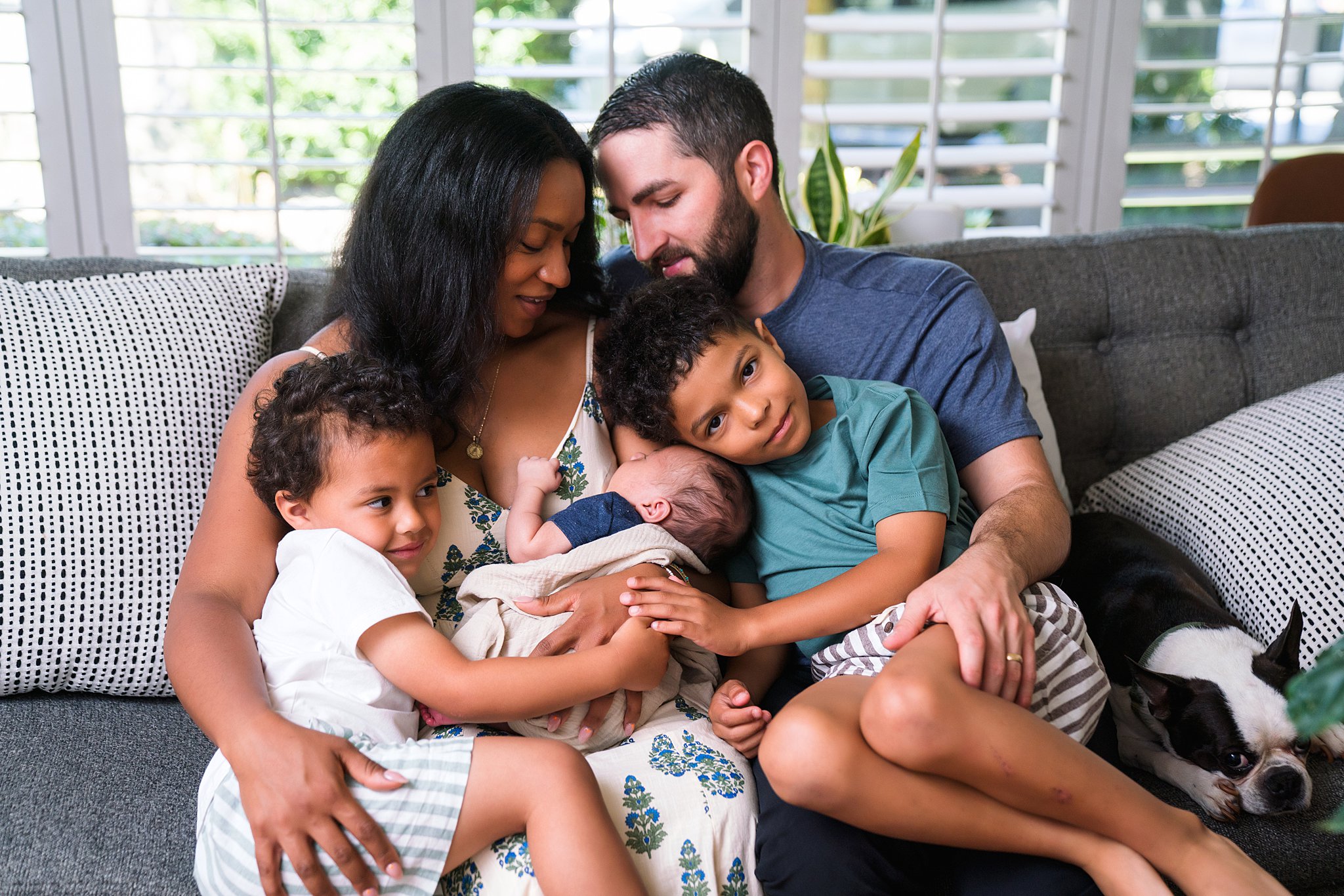 When to do newborn photography, family of five in Seattle for newborn photos in home